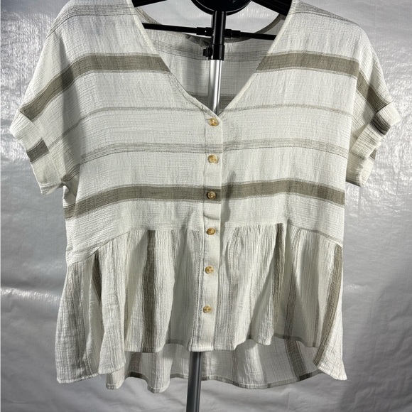 Striped Button-Down Peplum Top - Picture 1 of 4